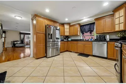 268 Bell Ave, Lodi, NJ 07644 - Photo 10