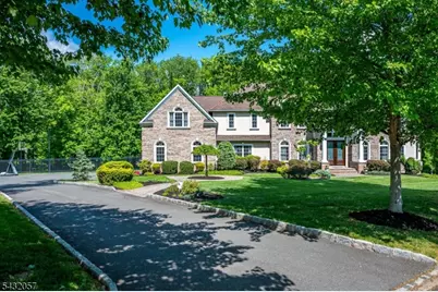 7 Alton Way, Scotch Plains Township, NJ 07076 - Photo 2