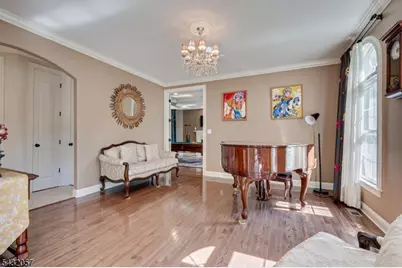 7 Alton Way, Scotch Plains Township, NJ 07076 - Photo 10