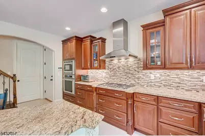 7 Alton Way, Scotch Plains Township, NJ 07076 - Photo 20
