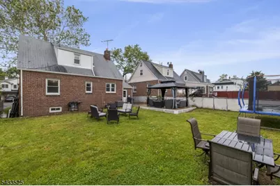 1335 Burnet Ave, Union Township, NJ 07083 - Photo 12