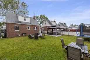1335 Burnet Ave, Union Township, NJ 07083 - Photo 12
