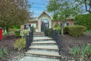 121 Woodward Ln, Bernards Township, NJ 07920 - Photo 20