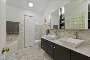 78 Heritage Ct, Montville Township, NJ 07082 - Photo 24