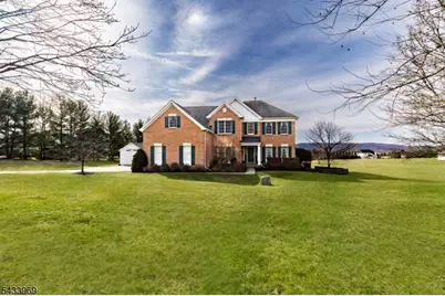 16 Steeplechase Lane, Franklin Township, NJ 08802 - Photo 8