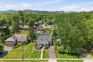 926 Lincoln Ave, Pompton Lakes, NJ 07442 - Photo 2