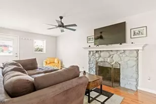8 Navajo Ave, Parsippany, NJ 07034 - Photo 6
