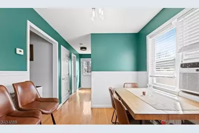 8 Navajo Ave, Parsippany, NJ 07034 - Photo 8