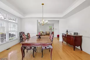8 Pring Ct, West Orange Township, NJ 07052 - Photo 6