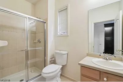 8 Pring Ct, West Orange Township, NJ 07052 - Photo 12