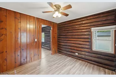 33 Hillside Ave, Jefferson Township, NJ 07460 - Photo 20
