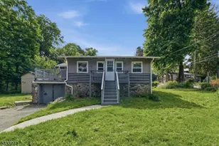 33 Hillside Ave, Jefferson Township, NJ 07460 - Photo 2