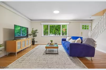 14 Fen Ct, Madison, NJ 07940 - Photo 4