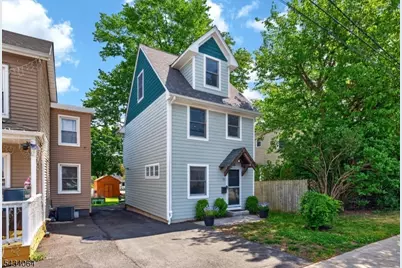 11 Franklin St, South Bound Brook Boro, NJ 08880 - Photo 2