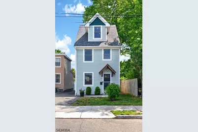 11 Franklin St, South Bound Brook Boro, NJ 08880 - Photo 1