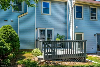 5 Heritage Sq, Sayreville, NJ 08872 - Photo 34