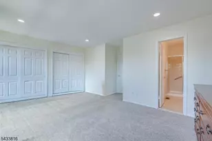 5 Heritage Square, Sayreville, NJ 08872 - Photo 30