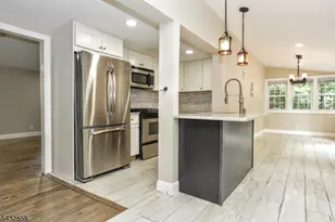 6 Standish Ln, Kinnelon, NJ 07405 - Photo 12