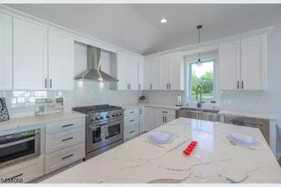 121 Fairview Dr, Branchburg Township, NJ 08853 - Photo 10