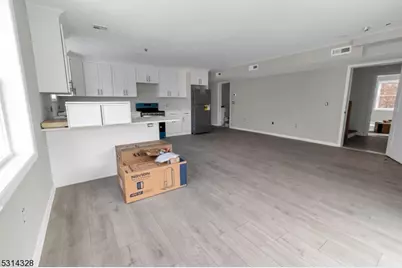862 E Jersey St #2, Elizabeth, NJ 07201 - Photo 10