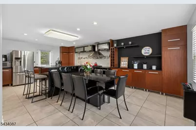 58 Continental Ave, Belleville, NJ 07109 - Photo 4