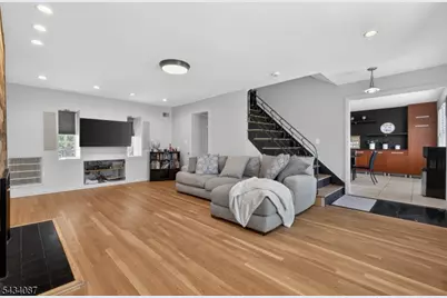 58 Continental Ave, Belleville, NJ 07109 - Photo 10