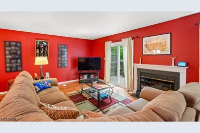 53 Woodledge Ct, Rockaway Township, NJ 07866 - Photo 4
