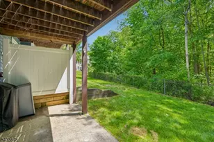53 Woodledge Ct, Rockaway Township, NJ 07866 - Photo 24