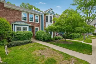 53 Woodledge Ct, Rockaway Township, NJ 07866 - Photo 2