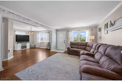66 Fischer Ave, Nutley, NJ 07110 - Photo 4