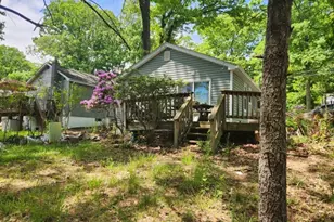 13 E Madison Trail, Hopatcong, NJ 07843 - Photo 2