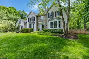 8 Yohn Dr, Bridgewater Twp., NJ 08807 - Photo 2