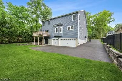 637 Mountain Ave, Berkeley Heights Township, NJ 07922 - Photo 6