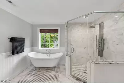 637 Mountain Ave, Berkeley Heights Township, NJ 07922 - Photo 24