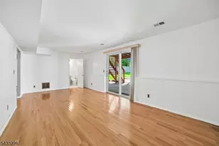 743 Wood Ave, Edison, NJ 08820 - Photo 30