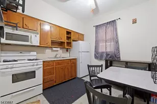 598 Van Houten Ave, Clifton, NJ 07013 - Photo 16