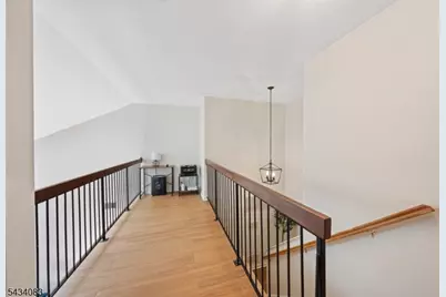 69 Autumn Ct, Roxbury Township, NJ 07852 - Photo 12