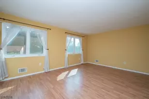 129 Patriots Rd, Parsippany, NJ 07950 - Photo 10
