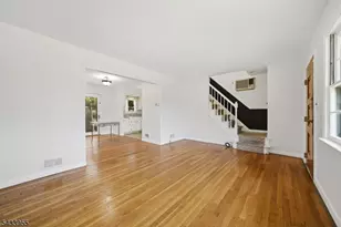 26 Briar Ln, Nutley, NJ 07110 - Photo 4