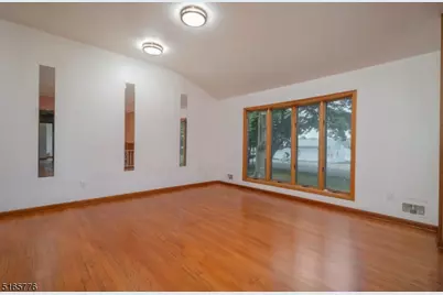 859 Lake Shore Dr, Parsippany, NJ 07054 - Photo 6