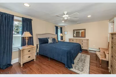 10 Irving Pl, Nutley, NJ 07110 - Photo 14