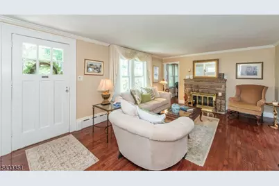 10 Irving Pl, Nutley, NJ 07110 - Photo 4