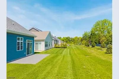 22 Samjan Cir, Robbinsville Township, NJ 08520 - Photo 38