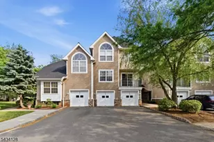 502 Rhoads Dr, Montgomery Township, NJ 08502 - Photo 2