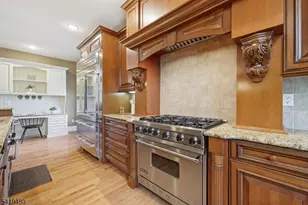 8 Ridgeline Drive, Washington Township, NJ 07853 - Photo 16