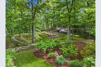 85 Crest Dr, Bernardsville, NJ 07924 - Photo 4