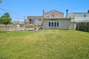 53 Orchard St, Carteret, NJ 07008 - Photo 32