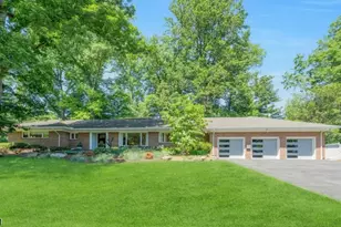 130 Pearl Brook Dr, Clifton, NJ 07013 - Photo 1