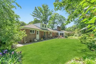 130 Pearl Brook Dr, Clifton, NJ 07013 - Photo 36