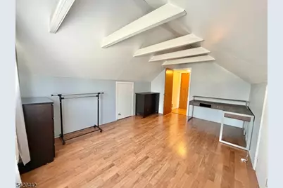2 Sunnyside Pl, Verona, NJ 07044 - Photo 8